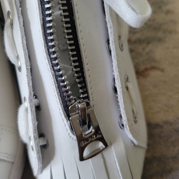 A.P.C. white leather sneakers - Picture 2 of 9